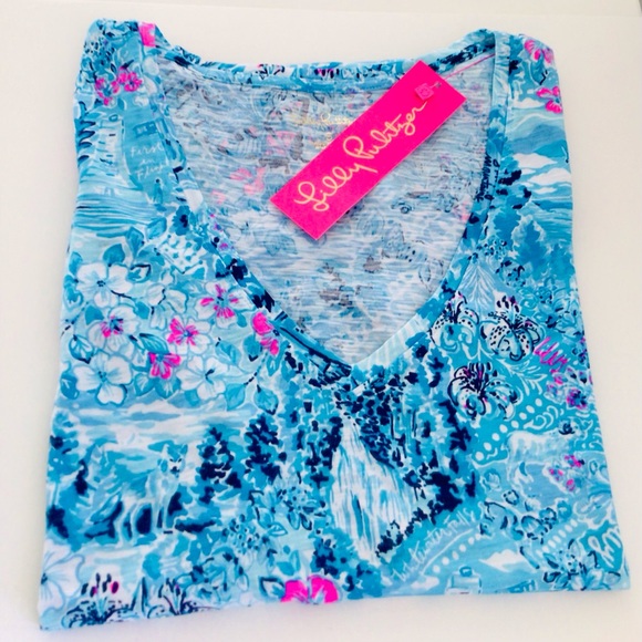 Lilly Pulitzer Etta V-Neck Top-Lilly loves North Carolina Blue Peri NWT In Pack - Picture 7 of 9